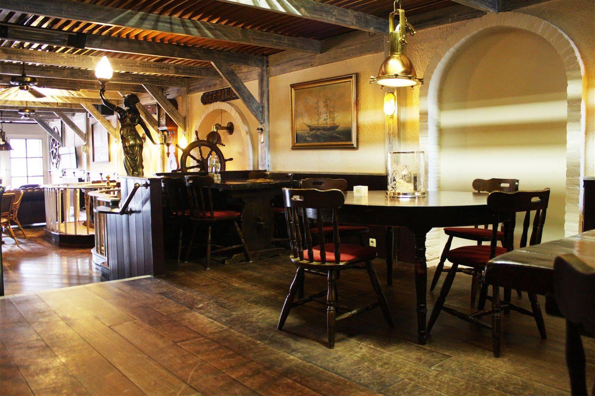 Hotel-Restaurant Loodsmans Welvaren Bv Ден-Хорн Экстерьер фото